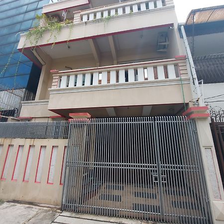 Eiffel Residence Batu Tulis 37 - Female Only Jakarta Exterior foto